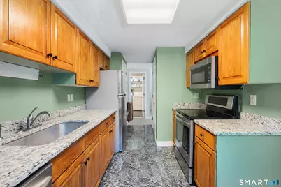 9 Clubhouse Drive, Cromwell, CT 06416 - Photo 13
