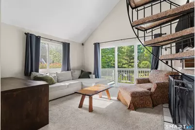 9 Clubhouse Drive, Cromwell, CT 06416 - Photo 7