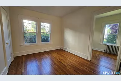 15 Bragaw Street, New London, CT 06320 - Photo 9
