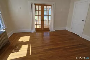15 Bragaw St, New London, CT 06320 - Photo 3