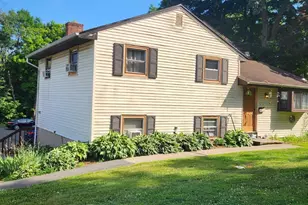 18 Allen Ct, Meriden, CT 06450 - Photo 1