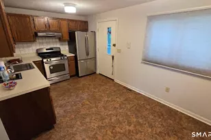 18 Allen Ct, Meriden, CT 06451 - Photo 3