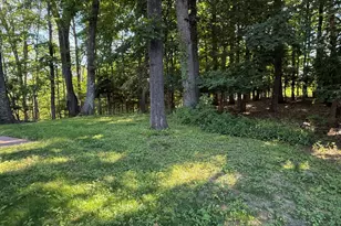 32 Hemlock Ln, East Hartford, CT 06118 - Photo 27