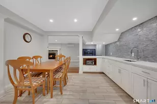 45 Mayapple Rd, Stamford, CT 06903 - Photo 23