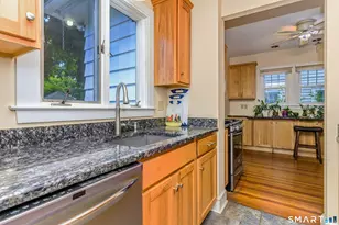 26 Filbert St, Hamden, CT 06518 - Photo 13