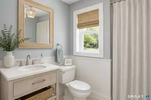 146 Oxford Rd, Fairfield, CT 06890 - Photo 11