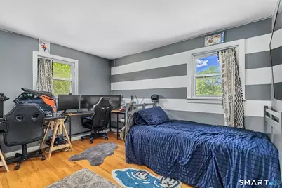 342 South Elm Street, Windsor Locks, CT 06096 - Photo 19
