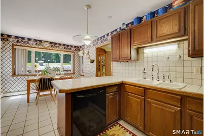 70 Pine Hollow Drive, Middlebury, CT 06762 - Photo 13