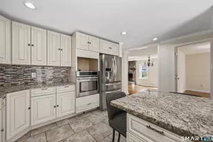 145 Dewey St, Stratford, CT 06615 - Photo 17
