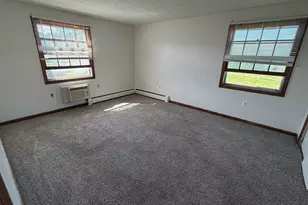 1162 Middle Turnpike W, Manchester, CT 06040 - Photo 5