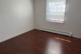 1162 Middle Turnpike W, Manchester, CT 06040 - Photo 7