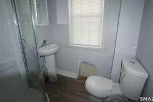 245 Deerfield Rd, Windsor, CT 06095 - Photo 25