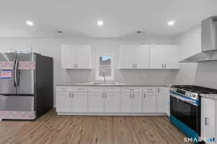 16 Arch St, Waterbury, CT 06710 - Photo 3