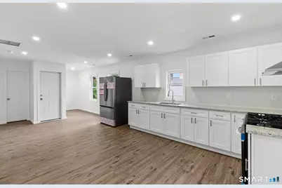 16 Arch Street #3, Waterbury, CT 06710 - Photo 5