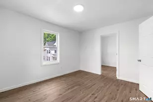 16 Arch St, Waterbury, CT 06710 - Photo 9