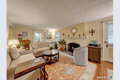 338 Ridgewood Road, West Hartford, CT 06107 - Photo 5