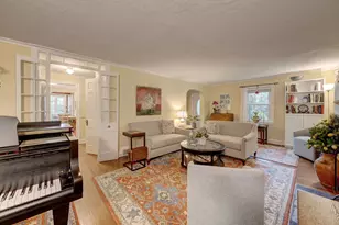 338 Ridgewood Rd, West Hartford, CT 06107 - Photo 7