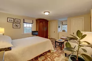 338 Ridgewood Rd, West Hartford, CT 06107 - Photo 23