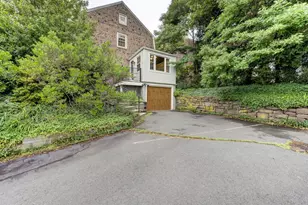 338 Ridgewood Rd, West Hartford, CT 06107 - Photo 37