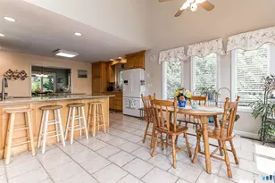 7 Windward Way, Waterford, CT 06385 - Photo 11