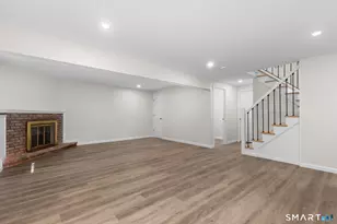 2 Oakwood Dr, New Fairfield, CT 06812 - Photo 27