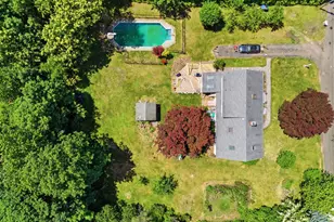 24 Amos St, Hamden, CT 06518 - Photo 7