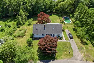 24 Amos St, Hamden, CT 06518 - Photo 9