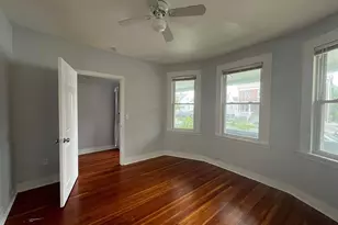 415 Willow St, Bridgeport, CT 06610 - Photo 15