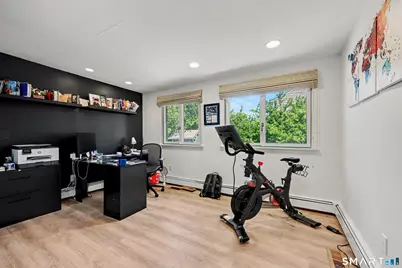 92 Burwood Avenue, Stamford, CT 06902 - Photo 15