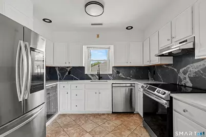 92 Burwood Avenue, Stamford, CT 06902 - Photo 31