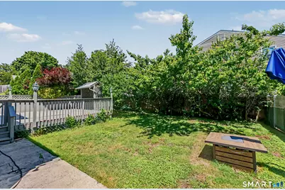 92 Burwood Avenue, Stamford, CT 06902 - Photo 21