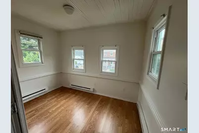 417 Willow Street, Bridgeport, CT 06610 - Photo 17