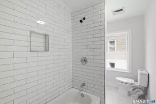 208 Hart St, New Britain, CT 06052 - Photo 29