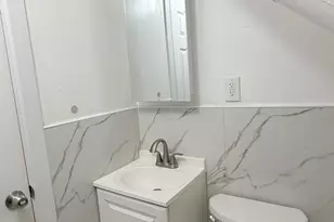 464-466 Hollister Ave, Bridgeport, CT 06607 - Photo 5