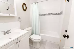 40 Huntington Ct, Bethel, CT 06801 - Photo 9