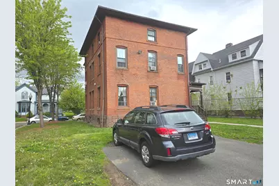 31 Alden Street #B, Hartford, CT 06114 - Photo 11