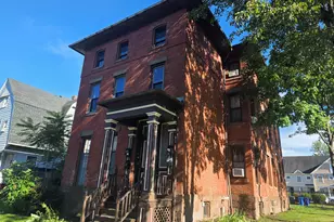 31 Alden St, Hartford, CT 06114 - Photo 11