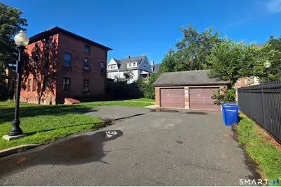 31 Alden Street #B, Hartford, CT 06114 - Photo 15