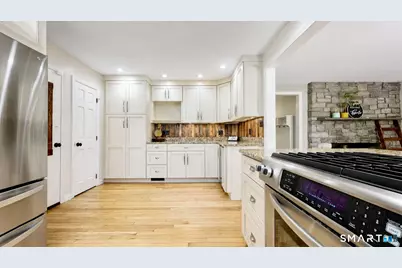 285 Wooding Hill Road, Bethany, CT 06524 - Photo 5
