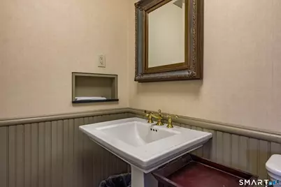 3 Essex Square, Essex, CT 06426 - Photo 23