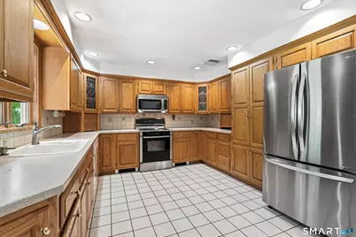 30 Creeping Hemlock Drive, Norwalk, CT 06851 - Photo 17
