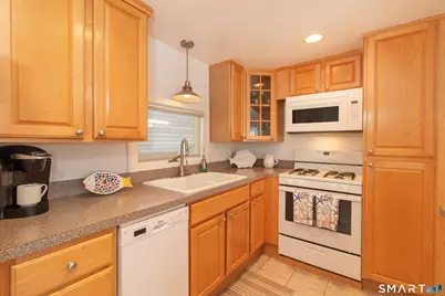 37 Lawrence Avenue, Milford, CT 06460 - Photo 15