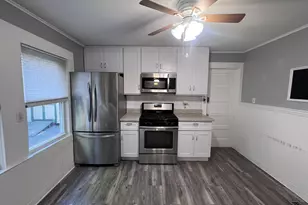 564 Midland St, Bridgeport, CT 06605 - Photo 9
