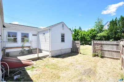 103 West Center Street, Manchester, CT 06040 - Photo 5