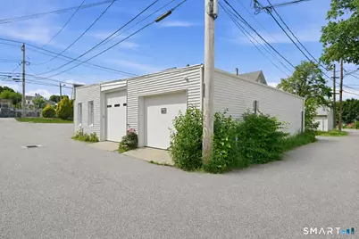 34 Clifton Avenue, Ansonia, CT 06401 - Photo 3