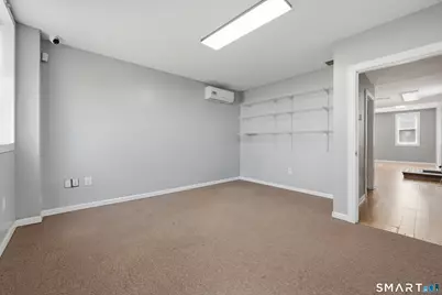 34 Clifton Avenue, Ansonia, CT 06401 - Photo 11