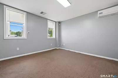 34 Clifton Avenue, Ansonia, CT 06401 - Photo 9