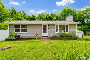 8 Phelps Ln, Deep River, CT 06417 - Photo 1