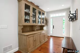 6 Ronan Way, Simsbury, CT 06070 - Photo 13