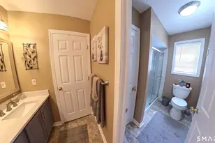 21 Hillcrest Ave, Meriden, CT 06451 - Photo 25